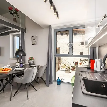 Levant By Briskva Apartment *