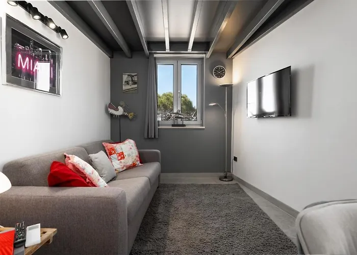 Levant By Briskva 아파트 *