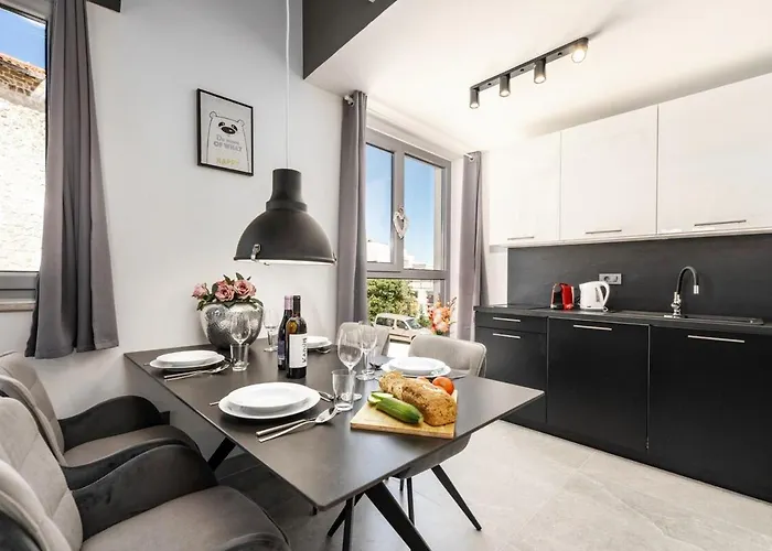 아파트 Levant By Briskva 우마그